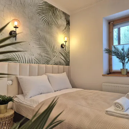 - Lux Apartment Zakopane